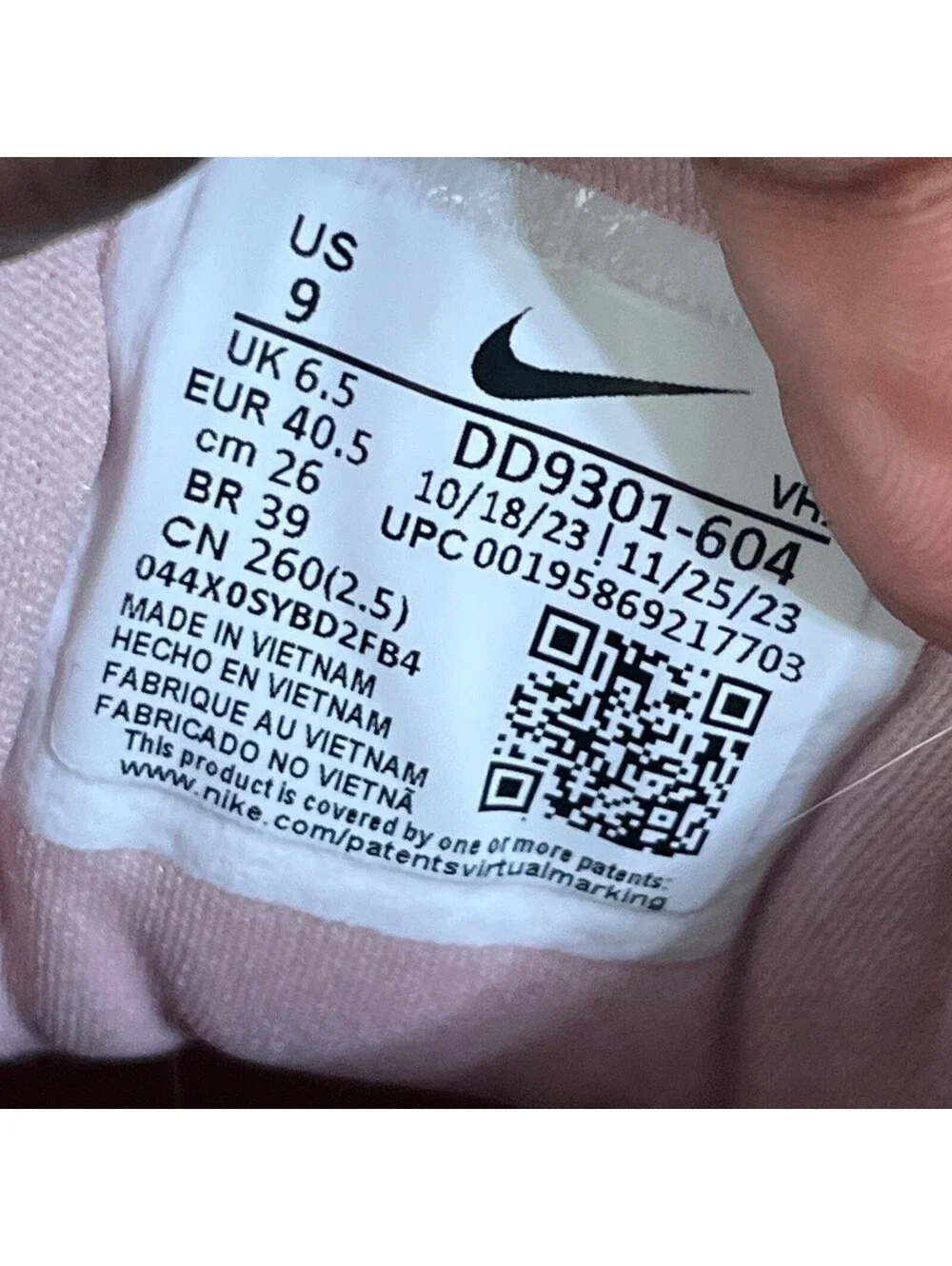 Nike In-Season TR 12 Women's Size 9 Running Shoes Pink Athletic Trainer Sneakers